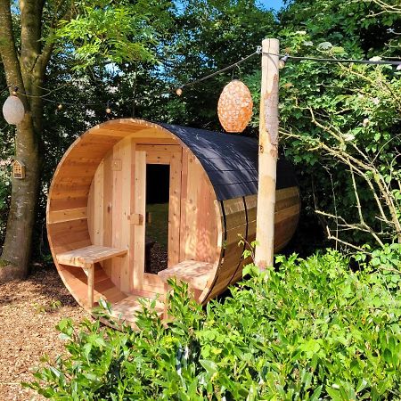 Bohemian Wellness Met Hottub & Sauna Ewijk ภายนอก รูปภาพ