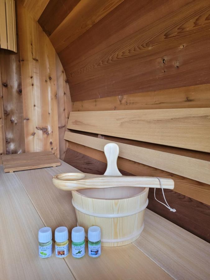 Bohemian Wellness Met Hottub & Sauna Ewijk ภายนอก รูปภาพ