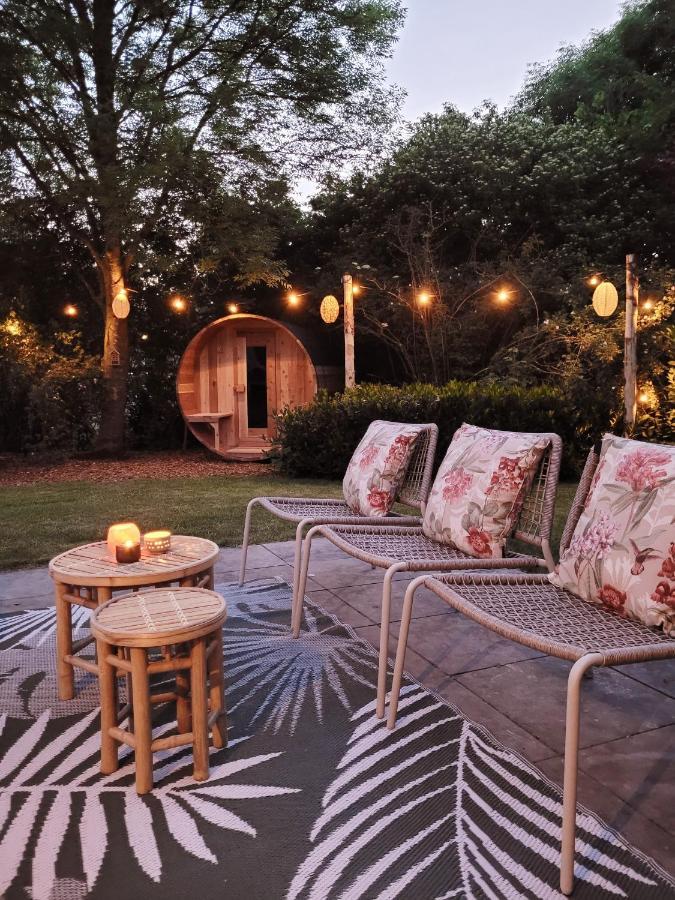 Bohemian Wellness Met Hottub & Sauna Ewijk ภายนอก รูปภาพ